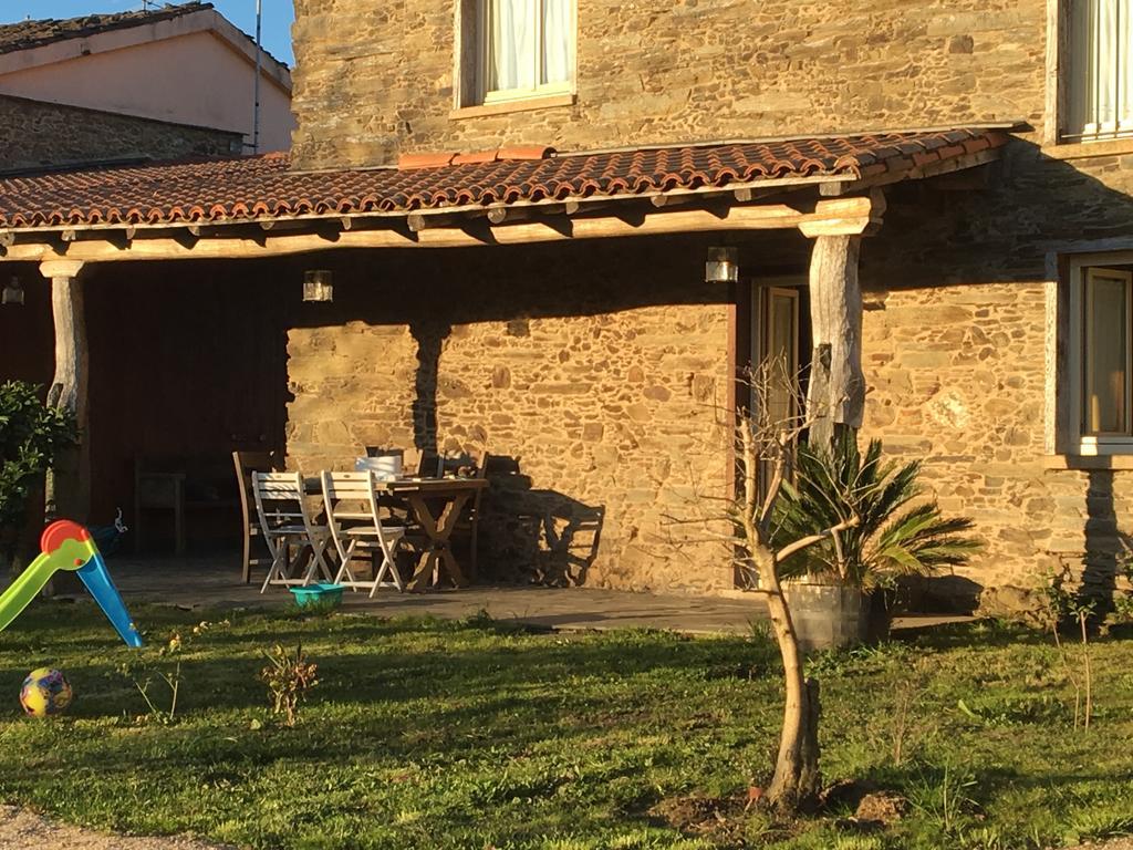 Vila Peregrina Castaneda  Kültér fotó