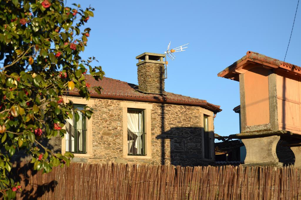Vila Peregrina Castaneda  Kültér fotó