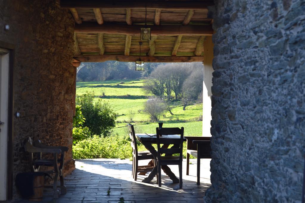 Vila Peregrina Castaneda  Kültér fotó