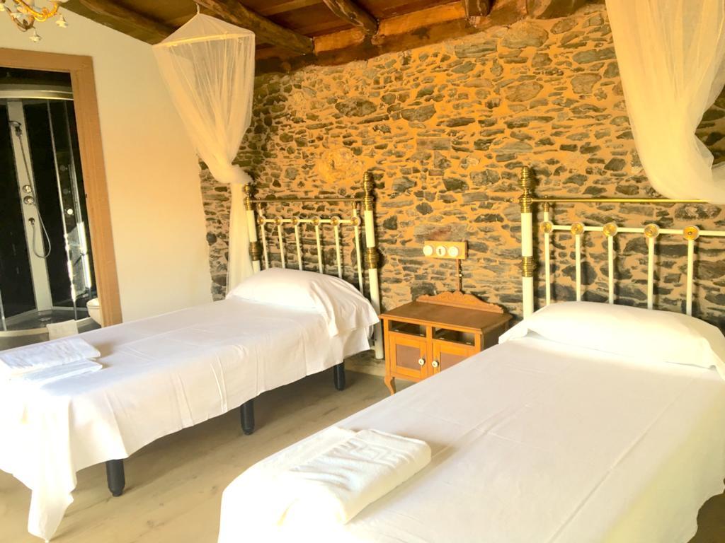 Vila Peregrina Castaneda  Kültér fotó